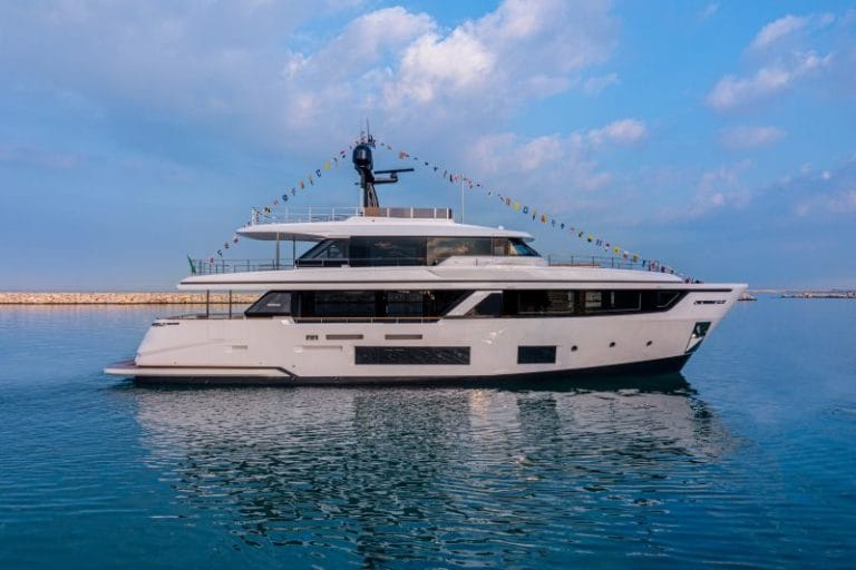 Navetta 30 M/Y Wolfpack