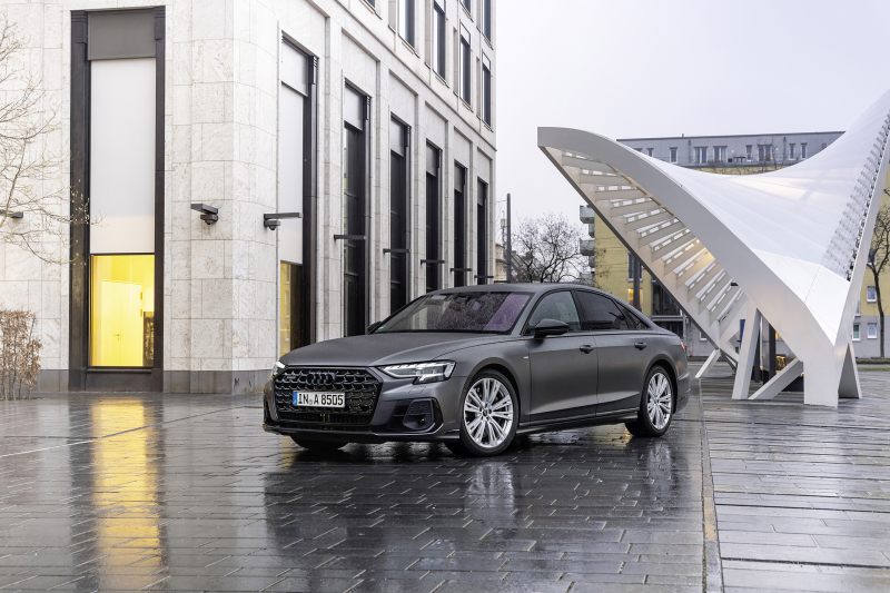 NEO AUDI A8 1