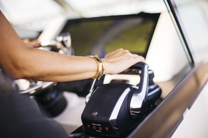 VETUS The VETUS Mercury Marine integrated solution for boats with twin or more Verado outboards 530 Scout SW 600hp V12 Verado