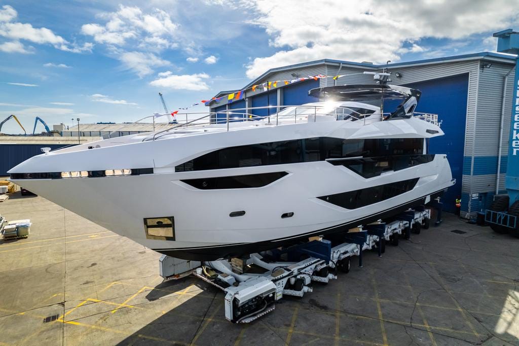Sunseeker cannes debuts 100 Yacht 2