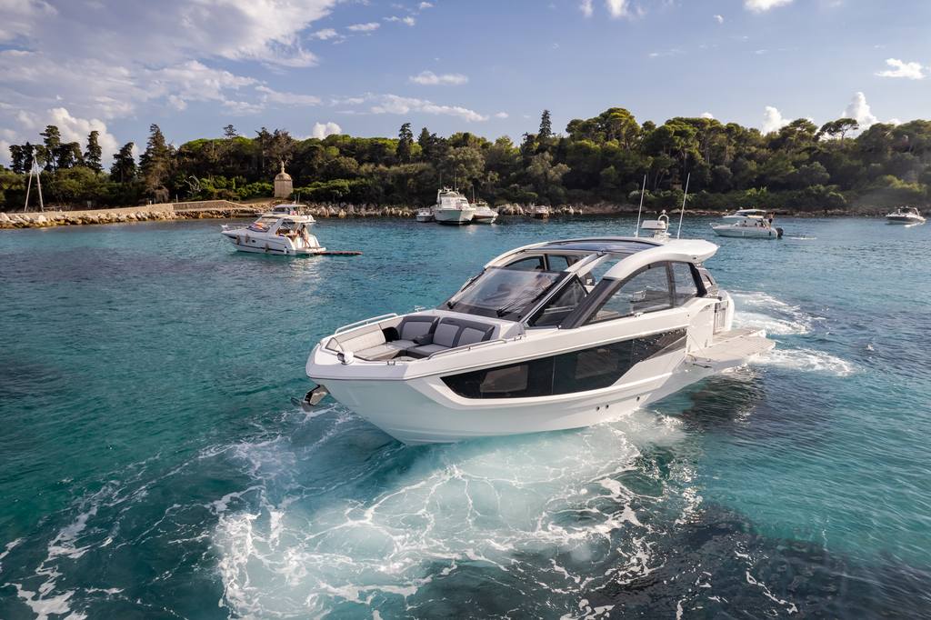 Galeon 375GTO 1