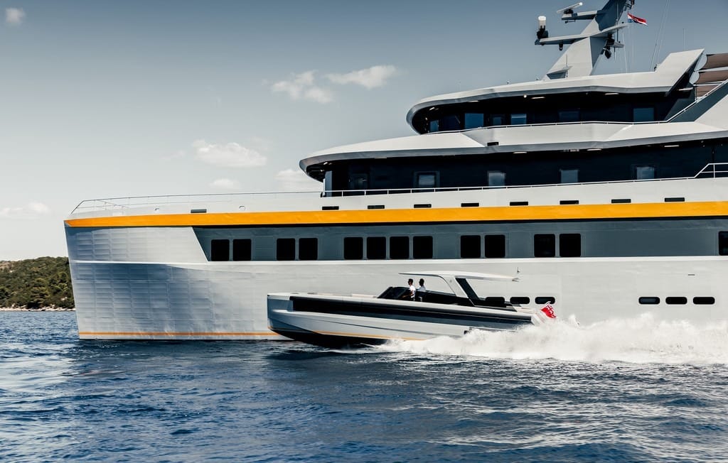 Compass Tenders Nebula 01