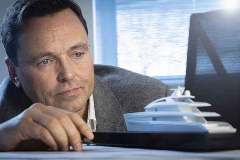 Heesen: Exterior designer for new FDHF Steel Series