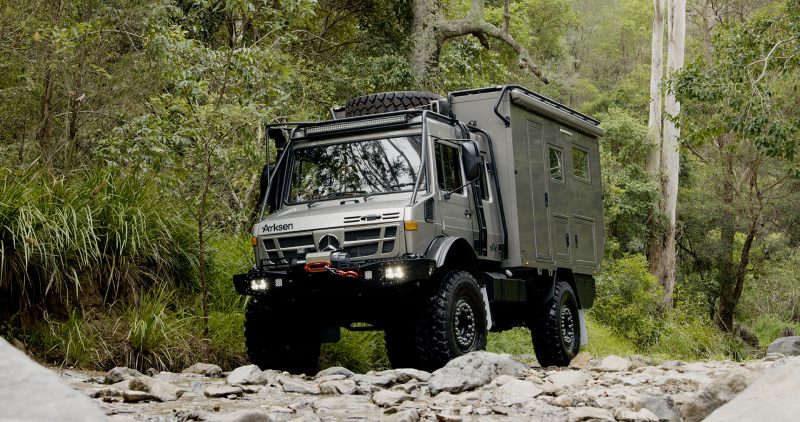 Arksen Overland Unimog Side