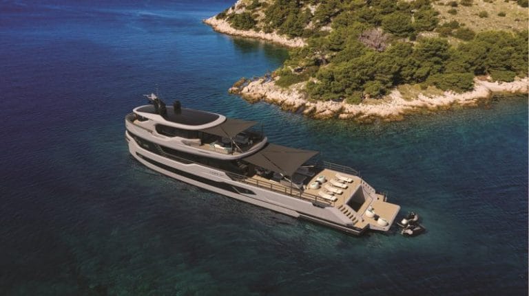 Aluna 127: Explorer Yacht or Support Vessel