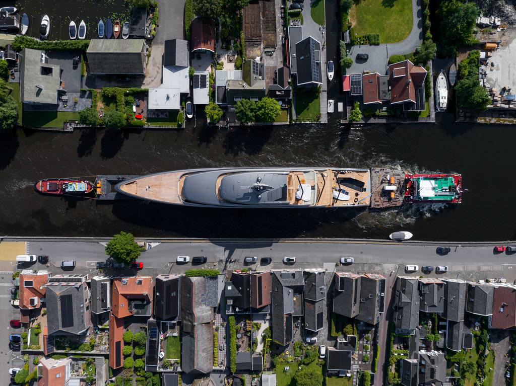 710 Obsidian copyright Feadship 0456 7