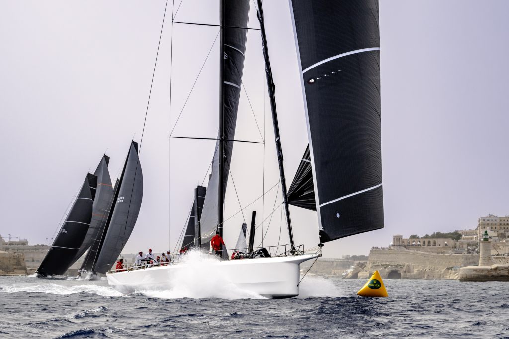 Monohull Leopard 3 as Bullitt tops Rolex Middle Sea Race 5
