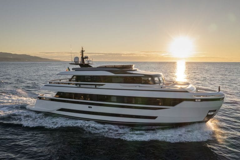 Extra X96 Triplex M/Y Anvilugi Sold