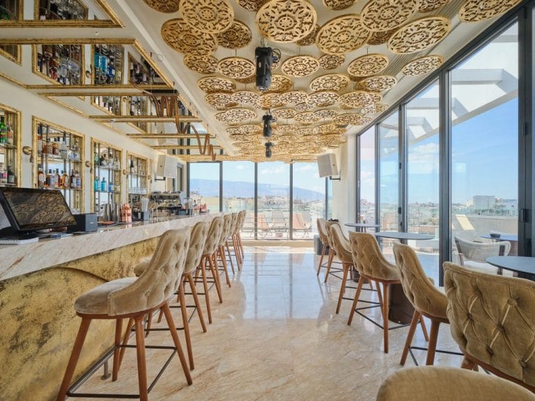 kalua athens gastronomia me thea tin akropoli