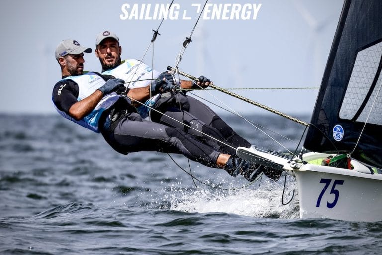 evropaiko protathlima istioploias me kagiali orfano