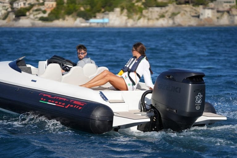 suzuki marine sto diethnes naftiko saloni athinon