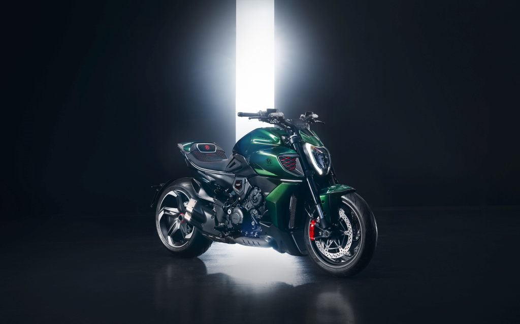 Ducati Diavel for Bentley photo2