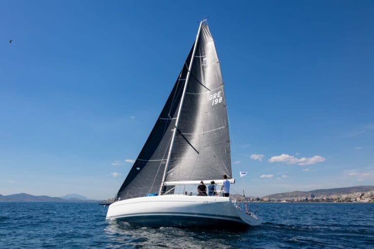 Sea Trials by Skipper ONDECK: Italia 11.98 Bellissima