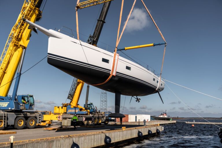 Swan 88: The first hybrid electic propulsion yacht by Swan has been launched