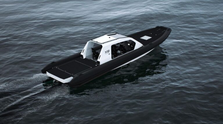 Το Goldfish X12 Explorer στο Olympic Yacht Show 2024