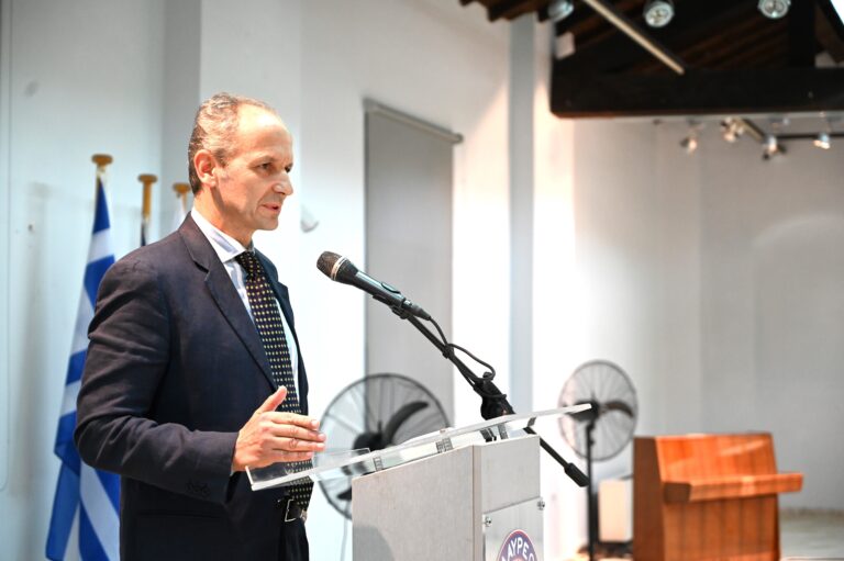 Ιδιωτικοποίηση Λιμένος Λαυρίου – Το παρόν και το μέλλον του Επαγγελματικού Θαλάσσιου Τουρισμού στο Λαύριο