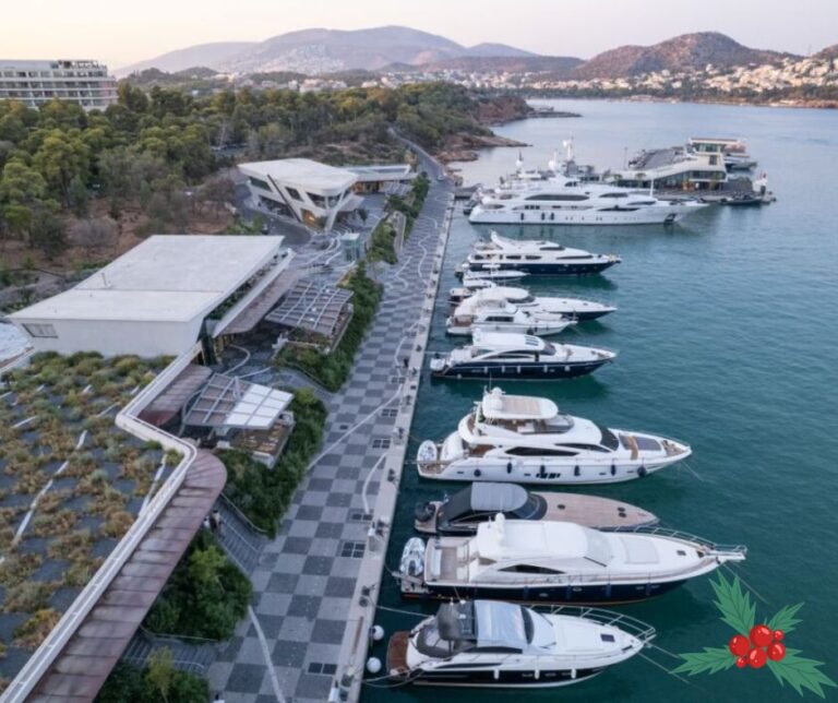 Χριστούγεννα στην Astir Marina: 3 λόγοι για να την επισκεφτείτε