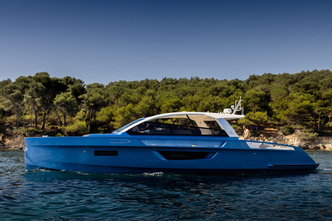 Sialia 57 Deep Silence will attend the Miami International Boat Show