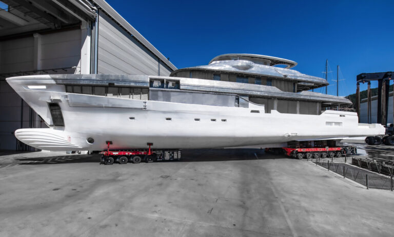The Italian Sea Group: Outfitting works progress on M/Y Admiral  Panorama 50m