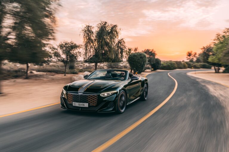 Η Bentley Batur Convertible έκανε το δημόσιο ντεμπούτο της