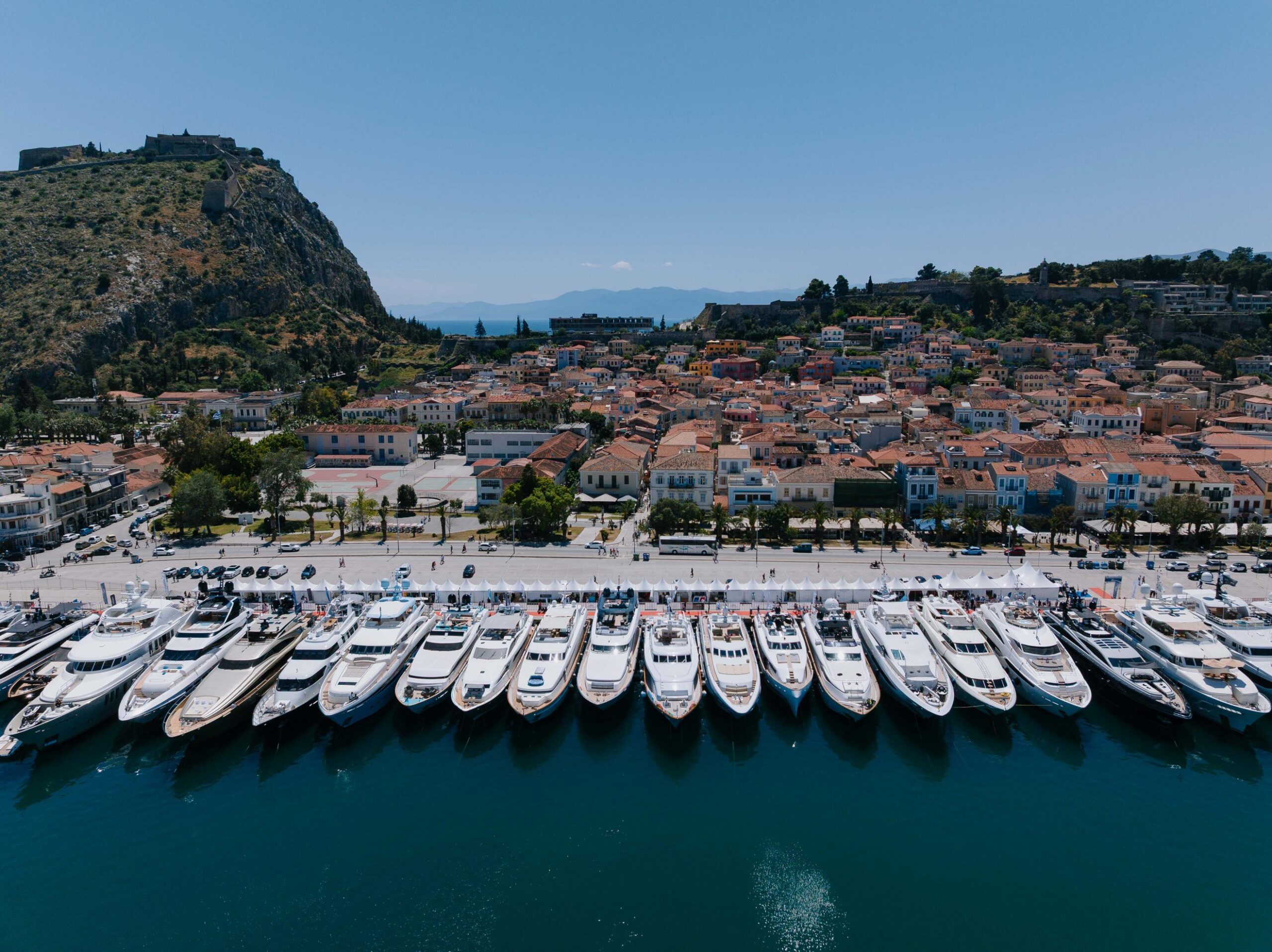 Εντυπωσιακή συμμετοχή 115 σκαφών στο 10ο Mediterranean Yacht Show Με αριθμό ρεκορ 115 εγγραφών yachts ξεκίνησε το 10ο επετειακό Mediterranean Yacht Show στο Ναύπλιο