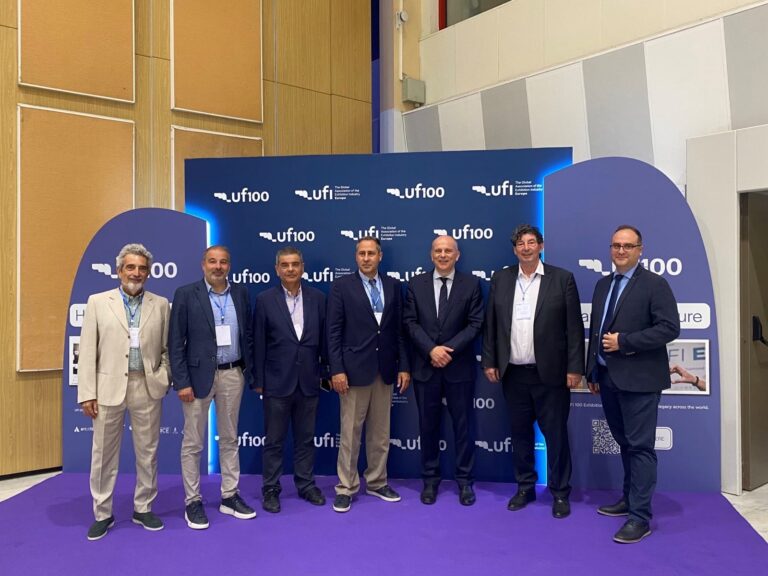 Σοφοκλής Ιωσηφίδης, Μέλος, Ευάγγελος Χαραλάμπους, Γενικός Γραμματέας, Δρ Κυριάκος Ποζρικίδης, Αντιπρόεδρος, Θεόδωρος Βώκος, Πρόεδρος, Αλέξιος Λαγουδάκης, Μέλος, Ευάγγελος Στ. Γαλατσόπουλος, Ταμίας, Αθανάσιος Παναγούλιας, Μέλος