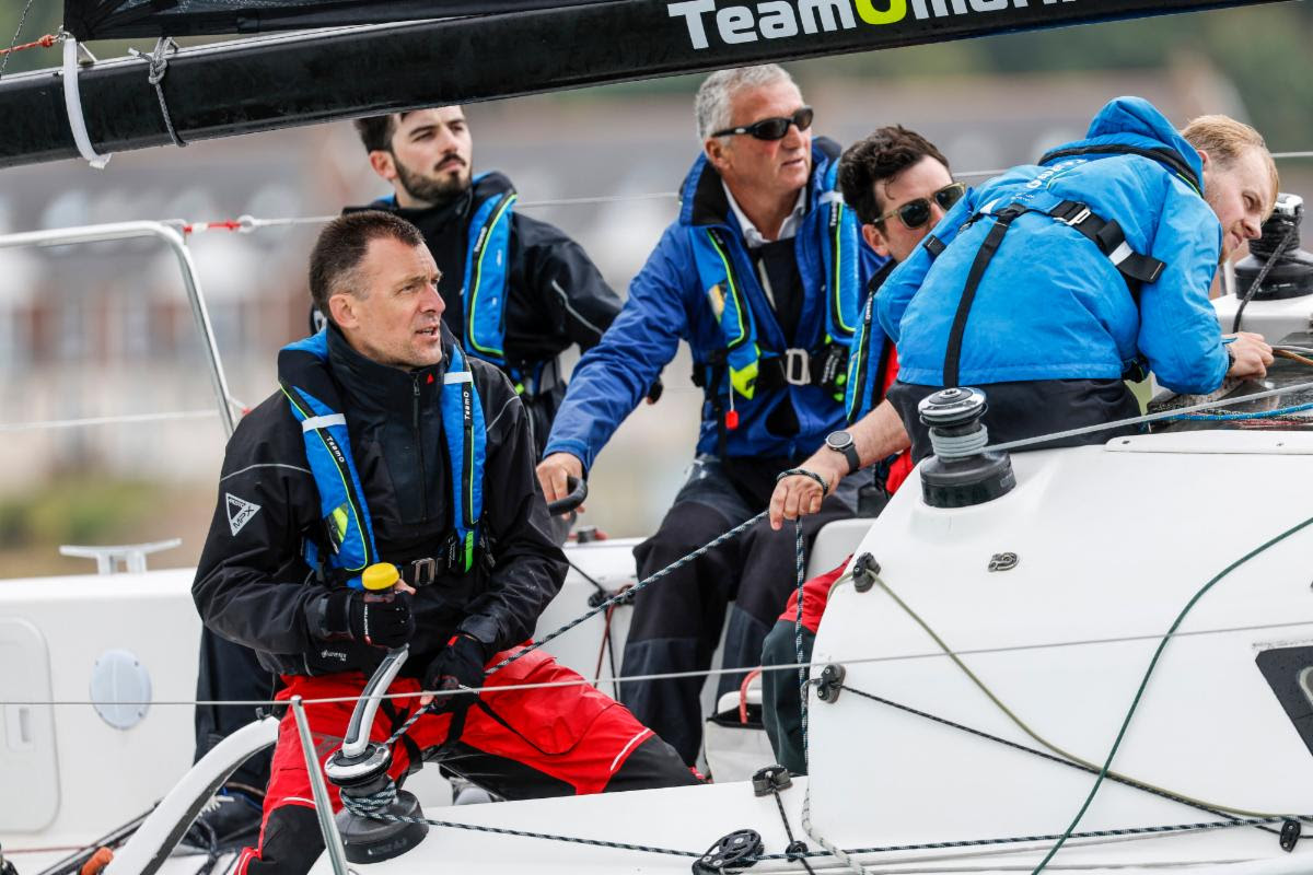 Mark Brown and the crew of Jetpack © Paul Wyeth/PW Pictures