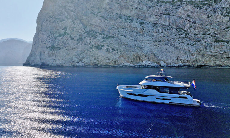 Outer Reef Yachts Partners with EYOS Expeditions to Unlock Extraordinary Journeys