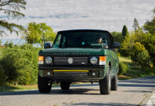 Vinile - The first “remastered” range rover classic hits the road in maranello