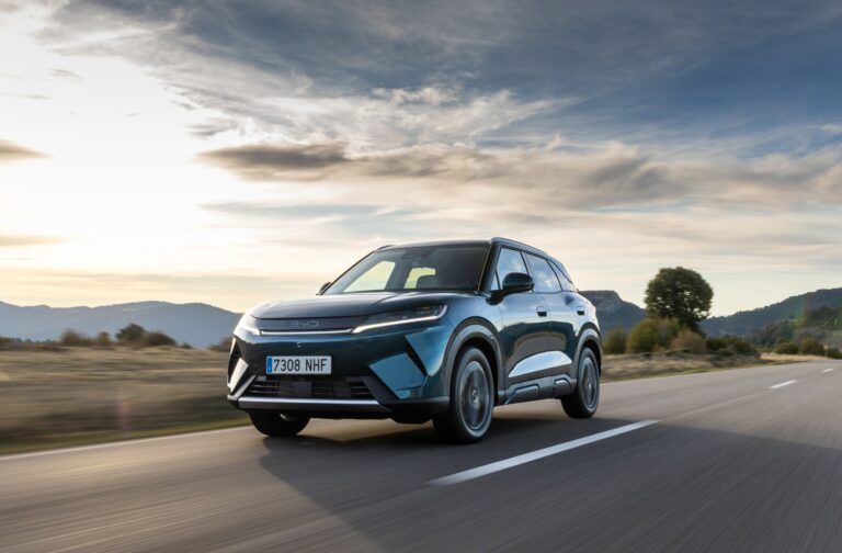 Η BYD παρουσιάζει το ATTO 2 Comfort, ένα ηλεκτρικό compact SUV μεγάλων αποστάσεων με αυτονομία έως 430km