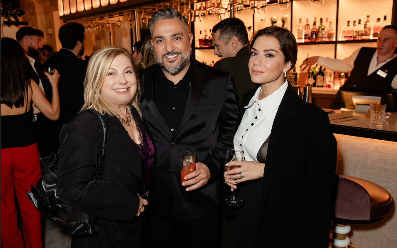 Ντίνα Νικολάου, Βάσω Λασκαράκη, Λευτέρης Σουλτάτος Ντίνα Νικολάου, Βάσω Λασκαράκη, Λευτέρης Σουλτάτος