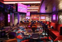 Η Samsung εξοπλίζει το Star of the Seas της Royal Caribbean Η Samsung εξοπλίζει το Star of the Seas της Royal Caribbean μεπερισσότερεςαπό 6.000 Hospitality TVs καιοθόνες Smart Signage