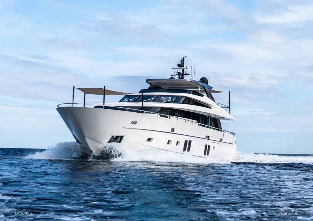 yachtImage_ext_1090_30361