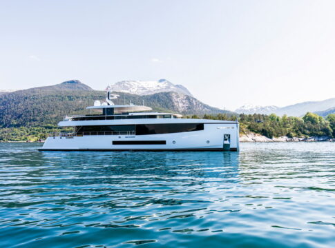 Feadship Resale has successfully completed the sale of the 33.50-metre Graycliffs