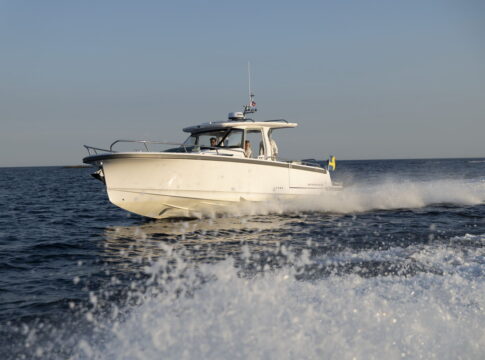 The Nimbus Sport Tender 35 makes its world premiere at Cannes