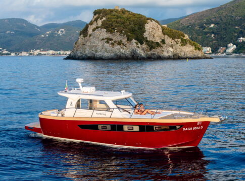 New Patrone 45’ Convertible makes a successful world debut at Cannes