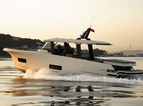 Aiata brings the Sunfinder 50 U.S. premiere to FLIBS 2026